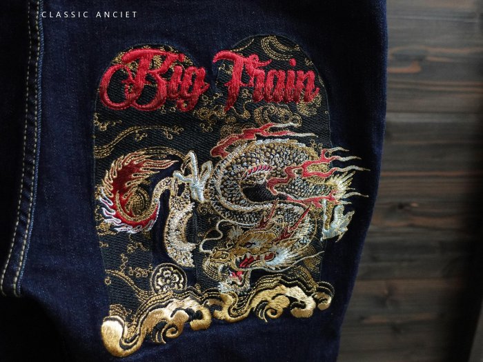 CA 日系品牌 BIG TRAIN 深藍 刺繡 合身窄管 彈性牛仔褲 L號 一元起標無底價P956