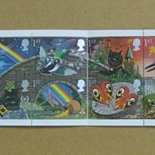 (8 _ 8)~英國郵票小冊---祝福.問候話語-- 10 枚郵票-- 12 標籤---漂亮少見--外拍--僅一冊