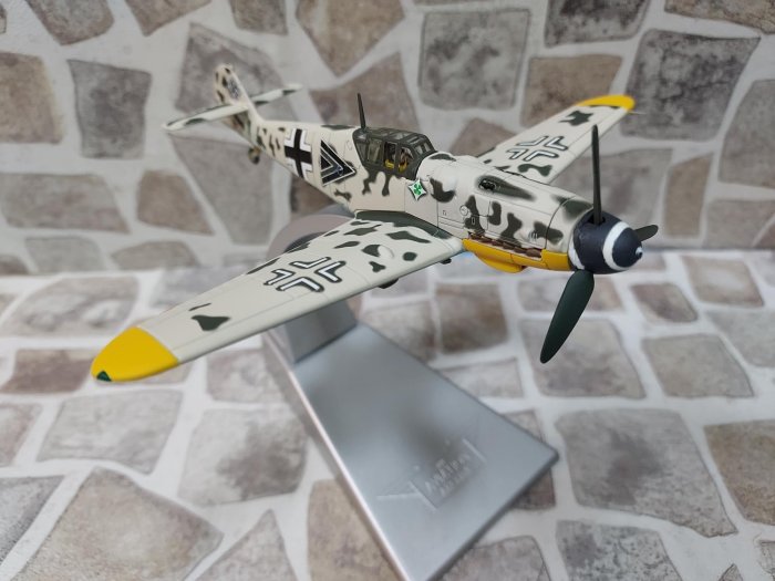宗鑫 1/72 Corgi AA27110 Messerschmitt Bf109 G6 納粹塗裝 東戰線王牌
