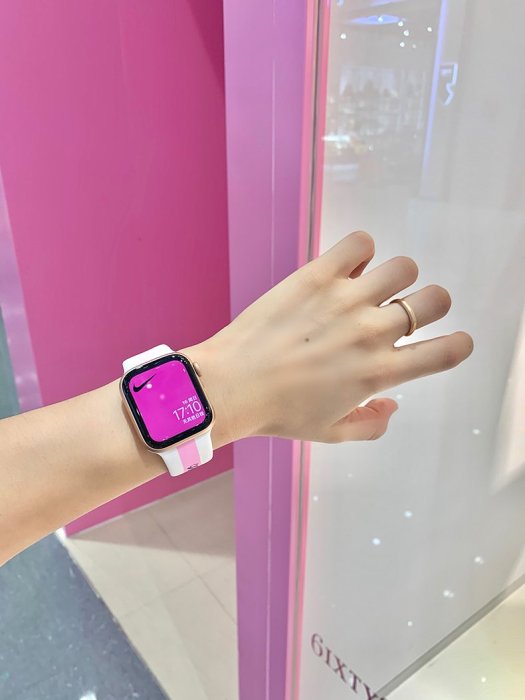 【手錶錶帶】女款運動親膚硅膠蘋果手錶錶帶芭比粉高級適用appleiwatch6se5432