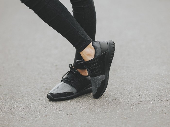 [Butler] 現貨優惠 adidas Tubular Radial Junior 女款  S81919