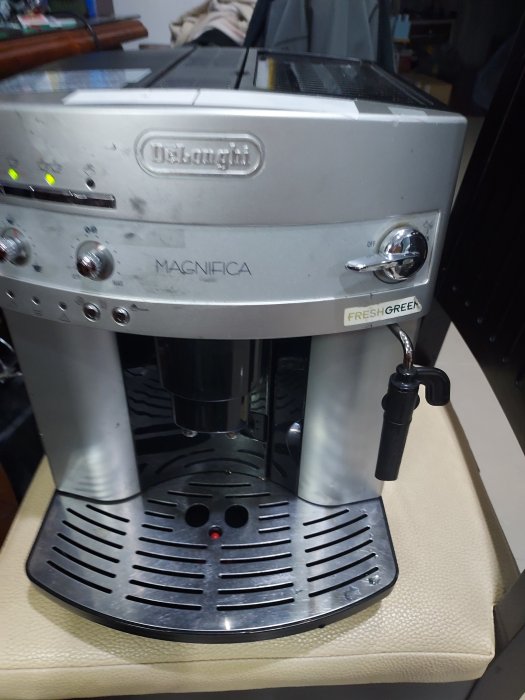 Delonghi   ESAM3200 迪朗奇咖啡機  浪漫型 義式 全自動