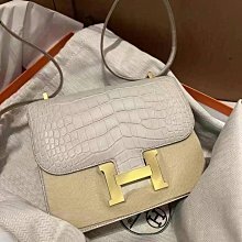 #Hermes mini #constance 8L 冰河白 鱷魚🐊霧面 💖💃🔥