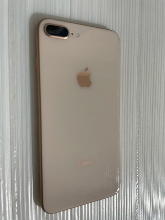 目前最便宜 Apple iPhone 8 plus 256G  i8+ A1897 當故障 零件機便宜賣請看內容說明