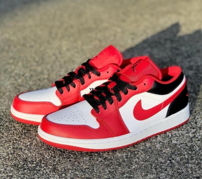 Nike Air Jordan 1 Low Bulls 芝加哥公牛 籃球鞋 553558-163