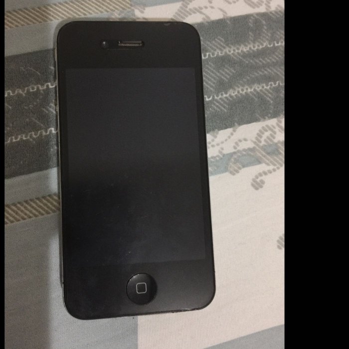 iPhone 4使用過的 手機 iphone 二手 二手手機 電子 電子產品