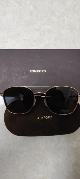 全新的 TOM FORD 眼鏡007 Gucci