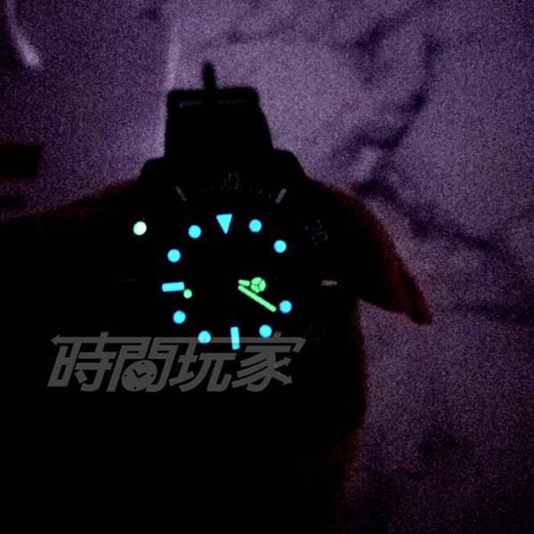 valentino coupeau范倫鐵諾 夜光時刻 不鏽鋼 防水 男錶 潛水錶 水鬼 石英錶 V61589全玫綠
