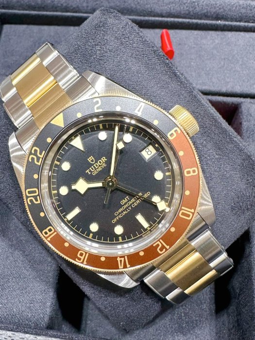 TUDOR帝舵 BLACK BAY GMT S&G M79833MN 兩地時區 沙士 錶徑41MM 全新品