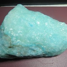【競標網】天然罕見漂亮非洲矽藍寶石原礦2300公克(K3)(網路特價品、原價2500元)限量一件