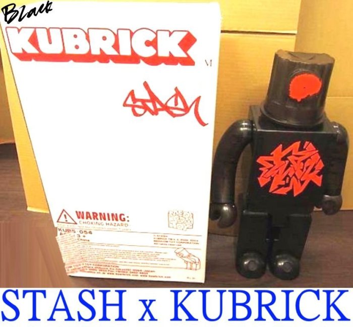 BLACK極新STASH x BE@RBRICK半透明KUBRICK庫柏力克熊1000%噴漆頭FUTURA公仔（無原盒）