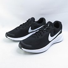 NIKE FB2207001 男慢跑鞋 Revolution 7 黑x白 大尺碼【iSport愛運動】