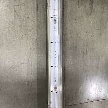 LED-T8-10W單管防潮燈具 /T8-2尺 LED燈管 戶外防雨 防水 防塵 燈具
