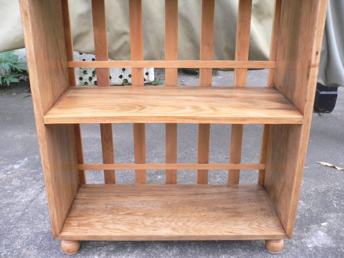 ^_^ 多 桑 台 灣 老 物 私 藏 ----- 清秀雅氣的台灣老檜木小櫃