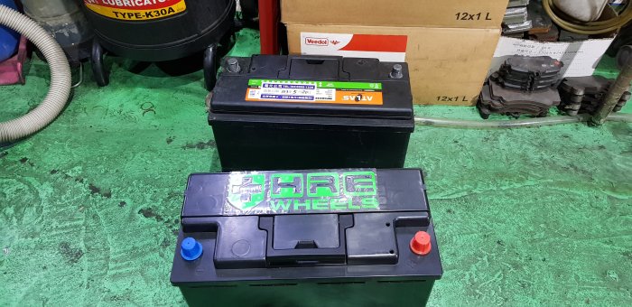 W221 賓士電池 W220 原廠電池 W222 （汽車電池 3500元 9成新）S350 S400h
