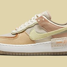 南◇2022 4月 NIKE AIR FORCE 1 燈芯絨 休閒 女鞋 麂皮 卡其 DQ5075-187