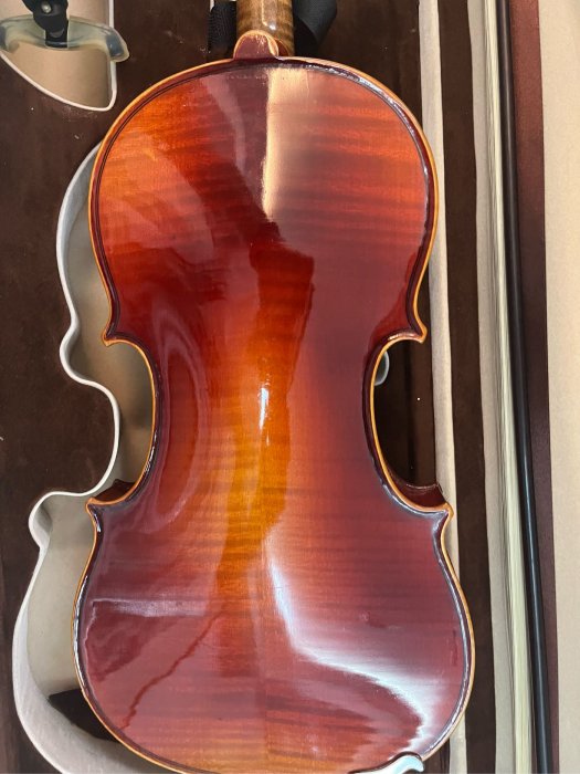 順風提琴@二手德國米騰瓦爾德天然虎紋4/4小提琴。產地：德國。