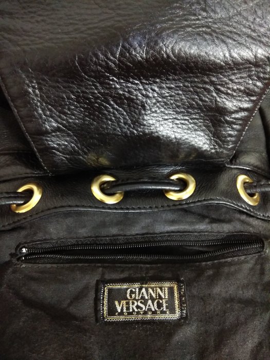 早期摩登時代 美好時光 80年代 vintage 義大利製 Gianni Versace 凡賽斯 真皮 古著 後背包