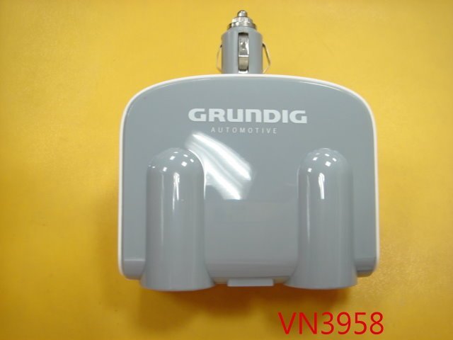 【全冠】GRUNDIG 2A 雙孔點菸器擴充 車充杯 雙孔usb 充電器 車充 USB車充 車用充電器 (VN3958)