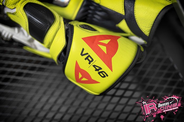 ♚賽車手的試衣間♚Dainese® Full Metal 6 Rossi Replica 手套 長手套 VR46 鈦合金