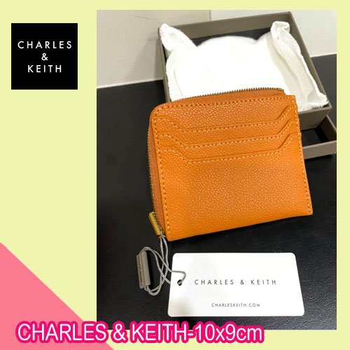 寶貝屋【全新~直購380元 】 Charles & Keith 小CK駝色零錢包 票夾 (附包裝盒/防塵袋)