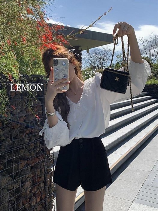 ☻☺現貨☺☻LENON🍋檸檬家蕾絲荷葉翻領上衣