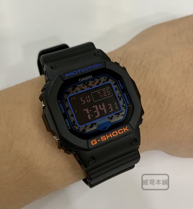 【威哥本舖】Casio台灣原廠公司貨 G-Shock GW-B5600CT-1 城市霓虹系列 太陽能世界六局電波藍芽錶