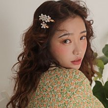 ＳｅｙｅＳ 韓國空運 七折 代購 : 復古珍珠花朵二件組髮夾/泫雅著用