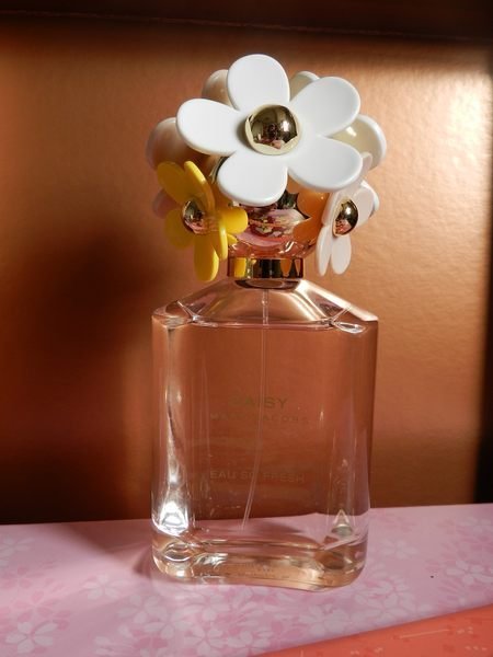 香蘿庭園~【Marc Jacobs】Daisy Eau So Fresh!清甜雛菊女性淡香水125ml~PA-21