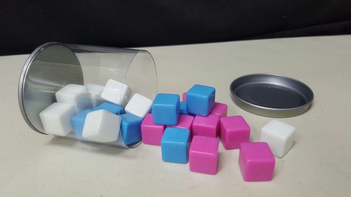 【美】骰子 6面空白彩色骰子 方型（單顆）桌遊 紙牌 觀賞 文具 教學