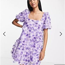 (嫻嫻屋) 英國ASOS-Lost Ink紫色立體花卉方領泡泡袖綁帶背露美背寬鬆造型裙洋裝禮服EG23