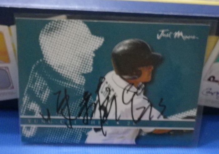 棒球天地---賣場唯一--  陳鏞基 簽名2007球員卡.字跡漂亮超稀少