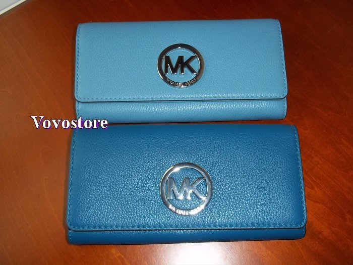 《Vovostore 》Michael Kors 荔枝紋皮革兩折長夾~藍色/天空藍~2色**附收據**($3450含郵)