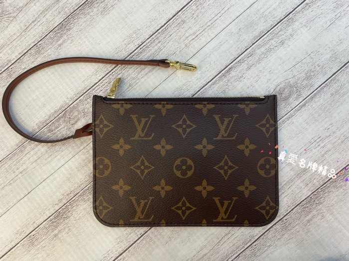 《真愛名牌精品》LV M46311 LOOP HOBO  老花拼色大款彎月包  附小包*全新*