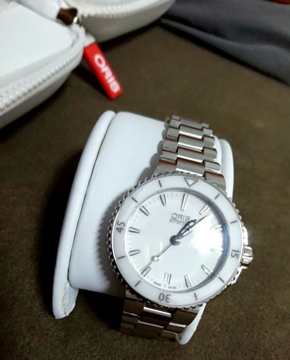 agnes b.舖 100%全新 百貨購入 絕版 真品 ORIS 女用 機械錶 白色 陶瓷 潛水錶 經典優雅款 白瓷 非 香奈兒 浪琴 DW Rado