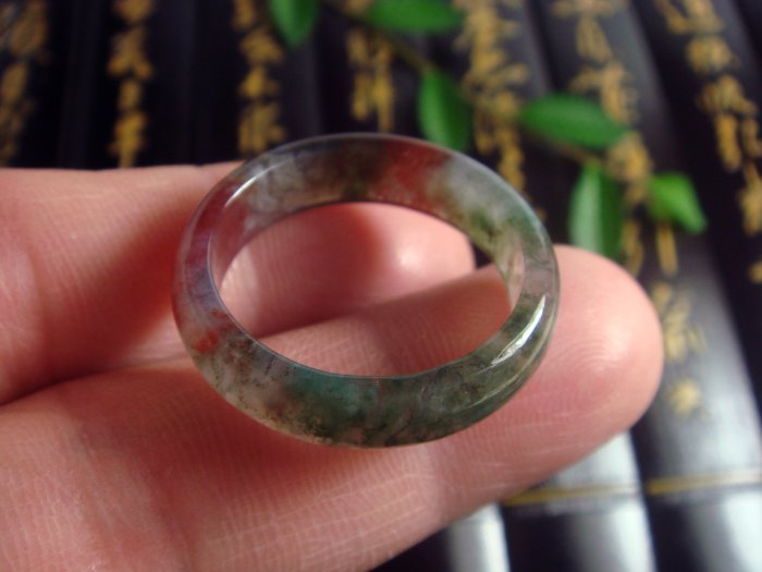 ◎臻品閣◎ 天然A貨《冰透水草玉~大圍21.2mm~戒指》013