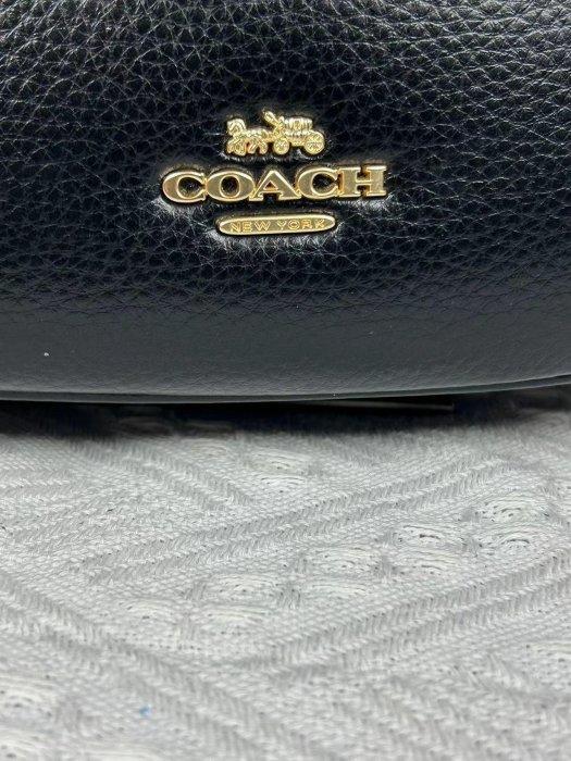 NaNa代購 Coach CI790 新款素面牛皮女士半月包 斜背包 手提包 內外置拉鏈隔層 附購證 買即送禮