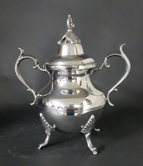 442高檔英國鍍銀壺組 Vintage Silverplate Ornate teapots （皇家貴族精品）