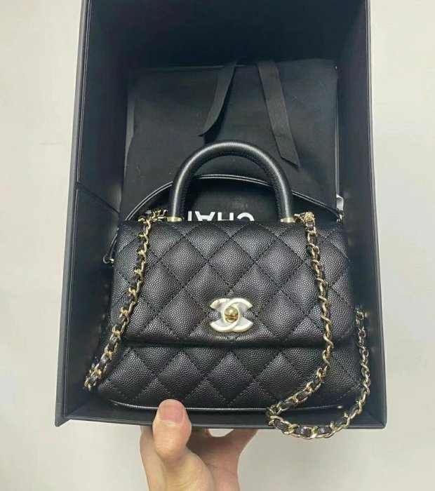 專櫃正品 香奈兒 CHANEL 新款 COCO HANDLE MINI 黑色 荔枝紋牛皮 金鍊（全新現貨！優惠促銷中）