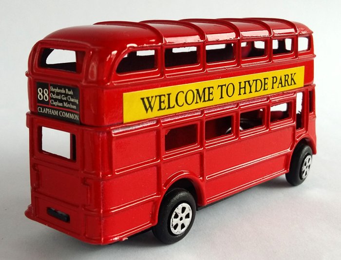 DIE-CAST MINIATURE NO.172A WELCOME TO HYDE PARK 金屬雙層巴士 削鉛筆器