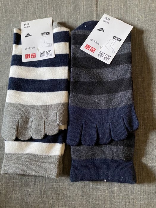 UNIQLO 五指長襪 四款條紋 款 男女通用 五指襪 五趾襪 材質極舒服 單雙 限量特價:99元 購買6雙可享免運費