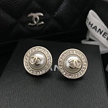 Chanel A97958 earrings 珍珠水晶耳環