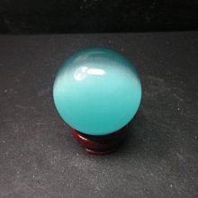 【競標網】天然亮彩水藍色貓眼石球40mm(贈座)(回饋價便宜賣)限量10組(賣完恢復原價150元)