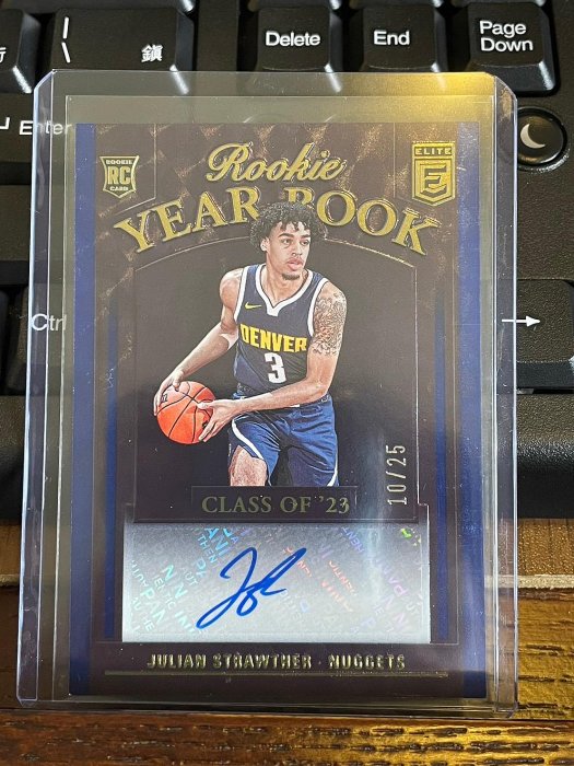 低限量RC簽 JULIAN STRAWTHER 金塊新人 ELITE ROOKIE YEARBOOK AUTO BLUE /25