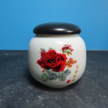 【競標網】漂亮景德鎮白瓷造型小茶葉瓶(天天超低價起標、價高得標、限量一件、標到賺到)