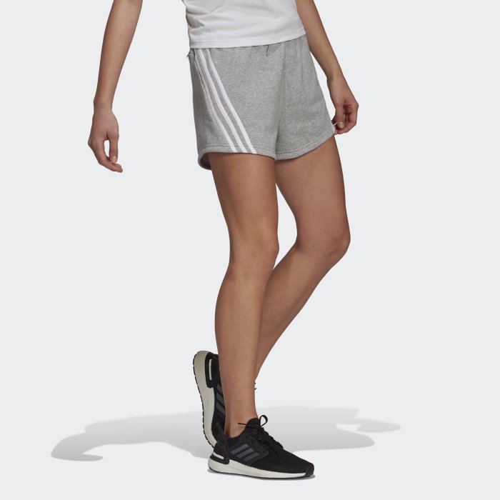 南🔥2022 8月 ADIDAS 3-STRIPES 運動短褲 訓練 休閒 彈性腰頭 低檔 女款 灰 H57307