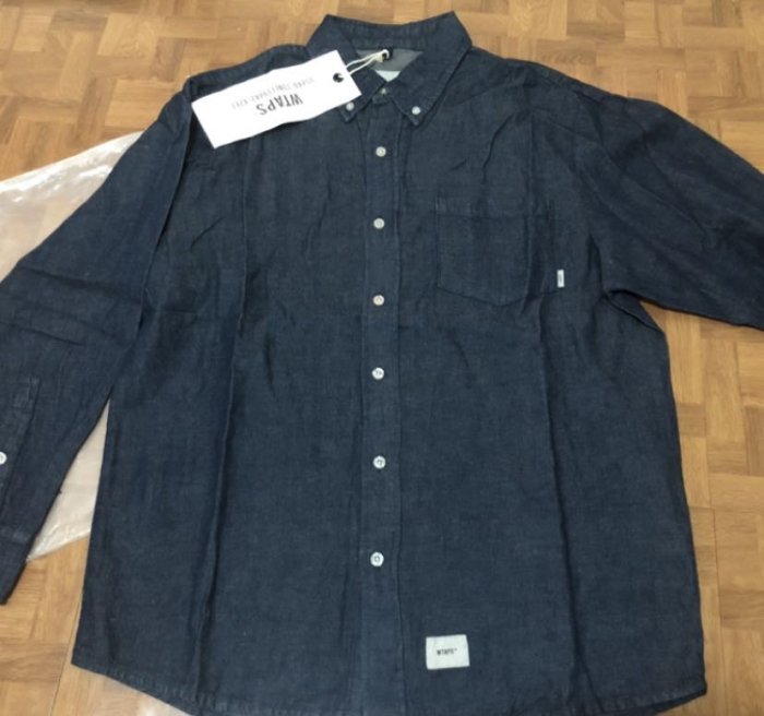 需要請看關於我全新L號無任何配件WTAPS BD LS SHIRT COTTON DENIM 牛仔