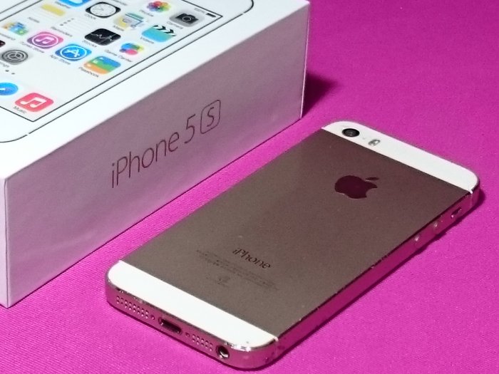 中古良品16G 金色iPhone 5S 歡迎面交當場驗收