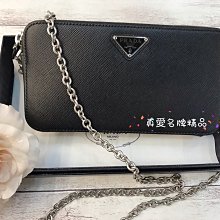 《真愛名牌精品》Prada 1DH010 黑防刮牛皮銀三角 Logo 雙拉鍊斜背小包*全新品*代購*