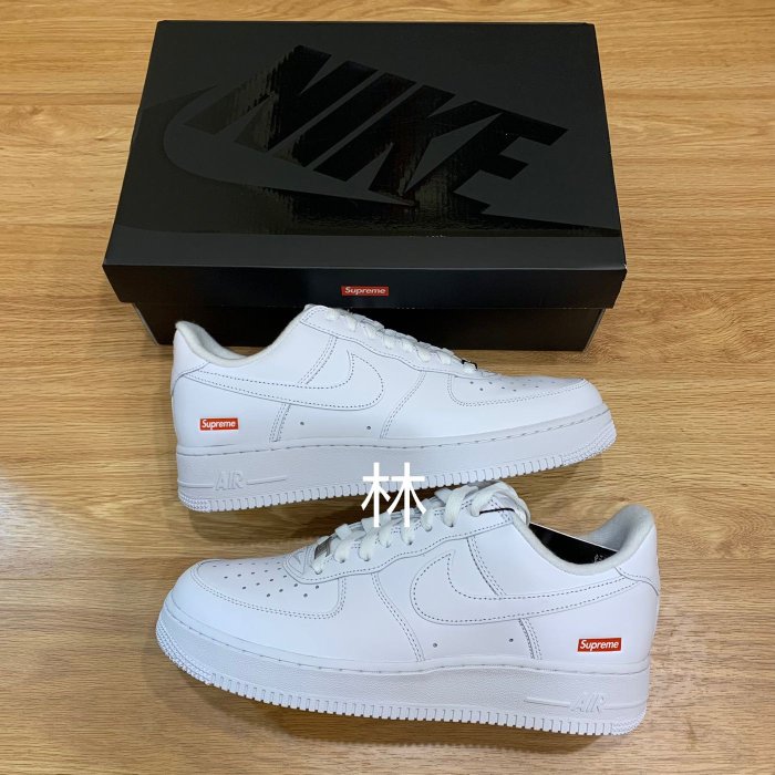 全新Supreme x Nike Air Force 1 Low White 全白小紅標空軍一號聯名